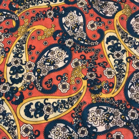 Accessories - Paisley Unisex Facemask Bandana Style Neck Gaiter